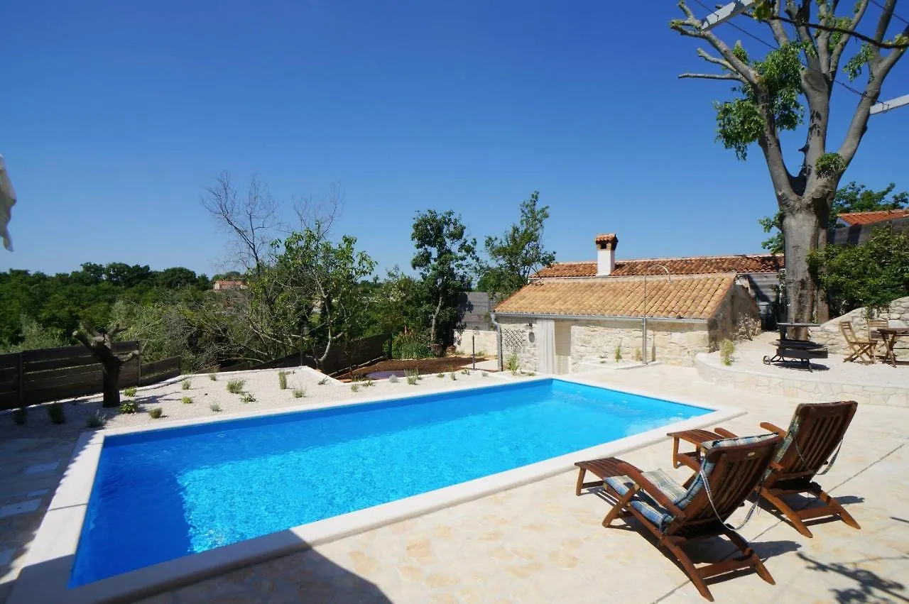 Ferienhaus Villa Alisia, Wunderschoenes Natursteinhaus Bei Porec, Istrien, Kroatien Vranje Selo
