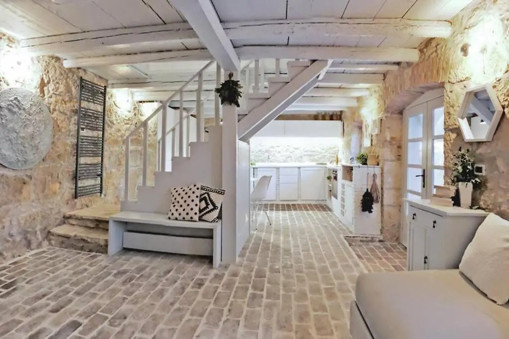 Ferienhaus Villa Alisia, Wunderschoenes Natursteinhaus Bei Porec, Istrien, Kroatien Vranje Selo